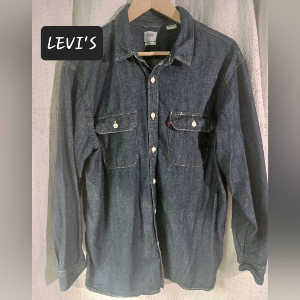 LEVI'S Dark wash denim shirt long sleeve womens large Relaxed fit